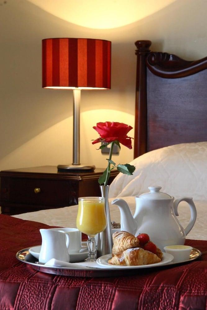 Killarney Riverside Hotel Esterno foto
