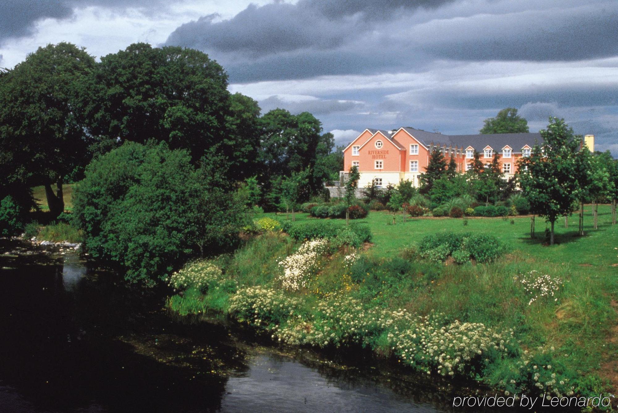 Killarney Riverside Hotel Esterno foto